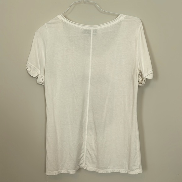 Let Loose South Carolina vneck tshirt women’s size medium - Picture 2 of 3